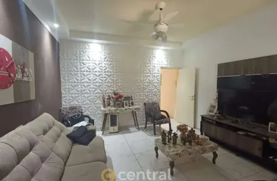 Casa com 3 quartos à venda no Centro, Bauru 