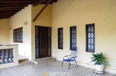 Vania maria | 03 dormitórios | 01 suíte | 02 salas | 01 cozinha | 01 lavanderia | 02 vagas