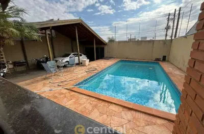 Casa térrea | venda | 2 quartos | 1 suíte | piscina | terra branca | bauru