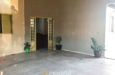 Casa com 3 quartos à venda no Núcleo Habitacional Nobuji Nagasawa, Bauru 