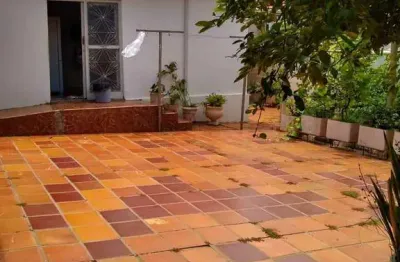 Casa residencial à venda, 03 dormitórios sendo 01 suite, 295m² jardim bela vista