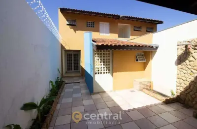 Casa residencial à venda, 03 dormitórios sendo 01 suite, 166,4m²- jardim jussara