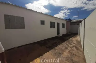 Casa para aluguel em bauru – 1 quarto, 45m², frente, chácara das flores