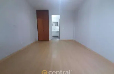 Apartamento com 1 quarto para alugar na Vila Brunhari, Bauru 
