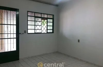 Casa | locação | vila industrial | 2 quartos | 4 vagas | bauru sp