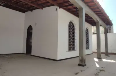 Casa com 3 quartos à venda no Capuchinhos, Feira de Santana 
