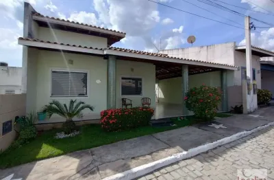 Casa em condomínio fechado com 3 quartos à venda no Calumbi, Feira de Santana 