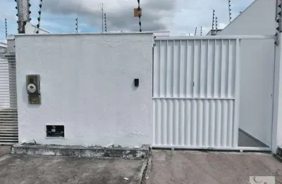 Casa com 2 quartos à venda no Sim, Feira de Santana 