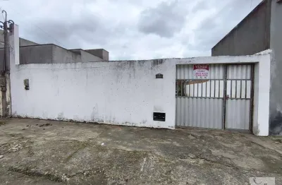 Casa com 3 quartos à venda em Gabriela, Feira de Santana 