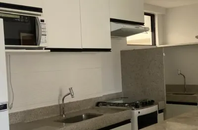 Apartamento no manaíra, andar alto, totalmente mobiliado.