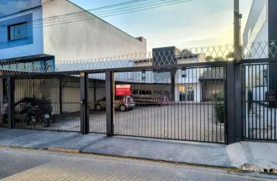 Casa com 2 dormitórios à venda, 160 m² por r$ 820.000,00 - centro - louveira/sp