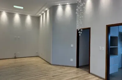 Casa espaçosa, aconchegante, 3 suítes, condomínio santa elisa