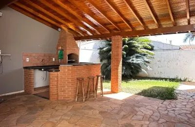 Casa térrea no condomínio terras de santa olívia-araras/sp (calmo e arborizado)