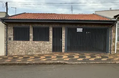Casa no bairro vila madalena de canossa super bem localizada