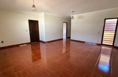 Oportunidade casa jd abolição/universitário próximo da fac.uniararas