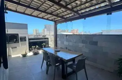 Cobertura duplex reformada com área gourmet espetacular – nova parnamirim