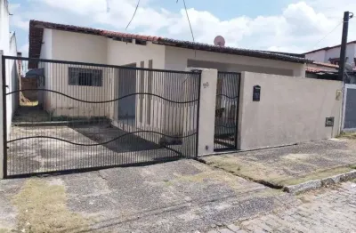 Casa com 3 quartos à venda na Rua Muritiba, 01, Pitimbu, Natal