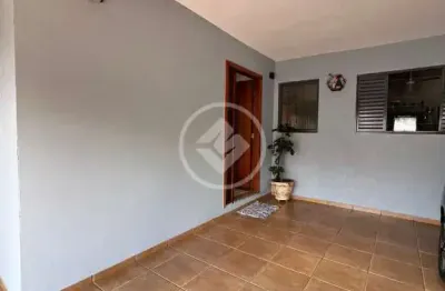 Casa com 3 quartos à venda na Avenida Ângelo Bollis, 1, Conjunto Habitacional Heitor Villa Lobos, Araras