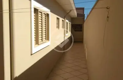 Casa com 2 quartos à venda na Avenida Leme, 1, Parque das Árvores, Araras