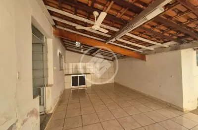 Casa com 3 quartos à venda na Rua Romildo Borella, 264, Centro, Araras