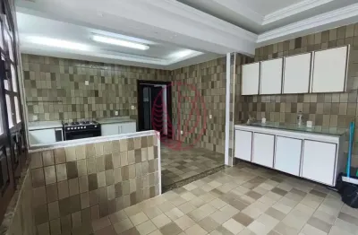 Casa com 7 quartos para alugar na Rua Luís Portela da Silva, 476, Itaigara, Salvador