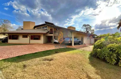 Linda casa em conceito rústico, com terreno de 3.457m², piscina, sauna e quadra de tênis nas chácaras belvedere, barão geraldo