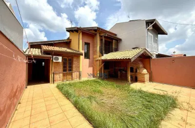 Casa à venda em Campinas no Residencial Terras do Barão, com 3 quartos e 158 m²