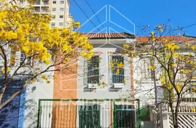 Casa com 3 quartos para alugar na Rua Barão do Bananal, 560, Pompéia, São Paulo