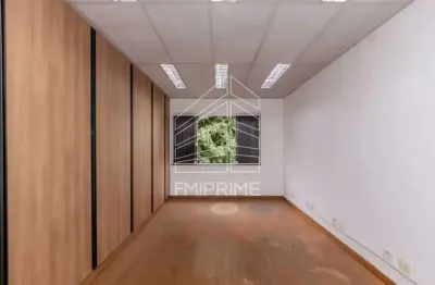 Prédio com 12 salas para alugar na Rua Cláudio, 1, Vila Romana, São Paulo