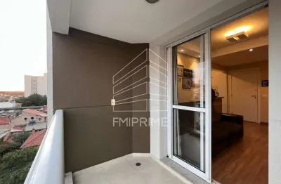 Alto da lapa  apartamento com 2 dormitórios  em rua arborizada