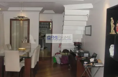 Sobrado reformado, suite master com hidromassagem, 6 vagas,