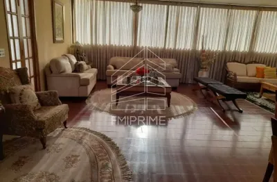 Moema varanda 250 ms,   3 salas 4 suítes , 6 banheiros 4 vagas depósito.