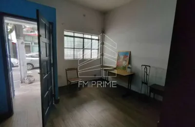 Casa sobrado com dois dormitórios 2banheiro 1 sala cozinha ampla