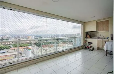 Excelente apartamento à venda com 162m, 3 dormitórios sendo 3 suítes e 3 vagas!