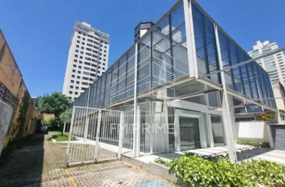 Prédio comercial com 1.000 m2 terreno no melhor ponto da vila romana.