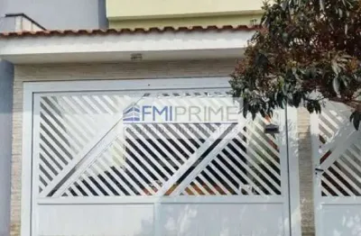 Vendo lindo sobrado reformado com 300m², 2 dorms, 4 vagas, próx. ao parque são domingos