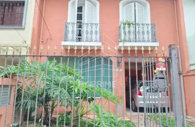 Casa para locação alto da lapa 208m2, 3 quartos 1 suíte quintal com churrasqueira