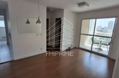 Apartamento vila romana com 2 dormitórios e 1 vaga  e varanda  com pia.