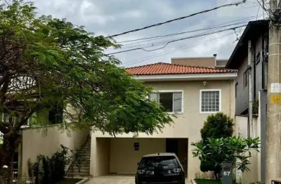 Casa com 3 dormitórios à venda, 180 m² por R$ 899.000,00 - Chácara Roselândia - Cotia/SP