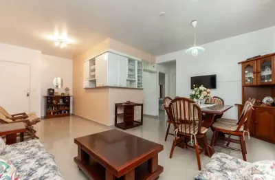 Apartamento para venda em Enseada com 2 quartos, sendo 1 suíte , 94m²