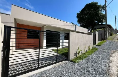 Casa com 03 dormitórios - 600 mtrs da praia -  em barra velha