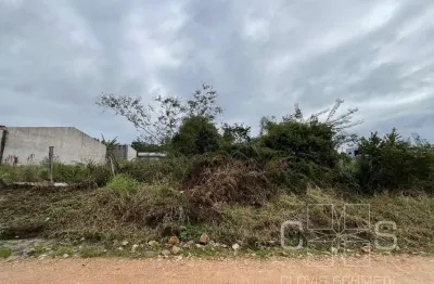 Terreno com 360 m² - escriturado - 1400 mtrs da praia