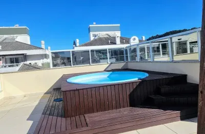 Linda cobertura com 4 suítes a 400 metros do mar, na praia dos ingleses
