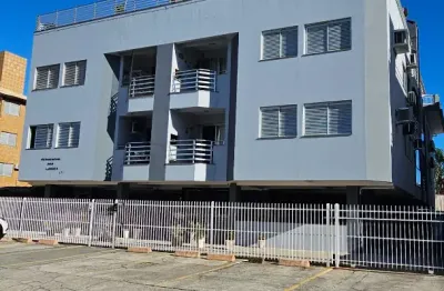 Apartamento com dois dormitórios na praia dos ingleses perto do mar