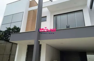 Casa com 3 quartos à venda na morada da colina, volta redonda  por r$ 1.550.000