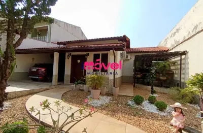 Casa com 3 quartos à venda na morada da colina, volta redonda  por r$ 950.000