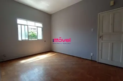 Apartamento com 2 quartos para alugar no aterrado, volta redonda  por r$ 1.200