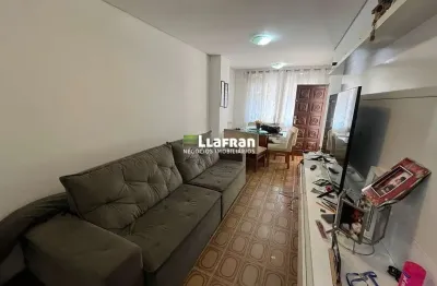 Casa com 3 quartos à venda na Rua Avelina Nogueira do Prado, 00001, Jardim Monte Alegre, Taboão da Serra