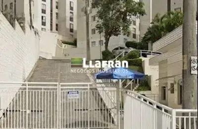 Apartamento com 2 quartos para alugar na Rua Carlos Marques Teixeira, Vila Indiana, Taboão da Serra