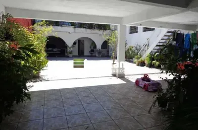 Casa com 6 quartos à venda na Avenida Campinas, 01, Arraial Paulista, Taboão da Serra